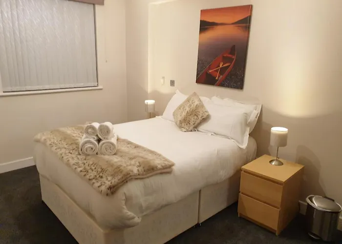 Birmingham Garnet, 3 Bedroom Apartment